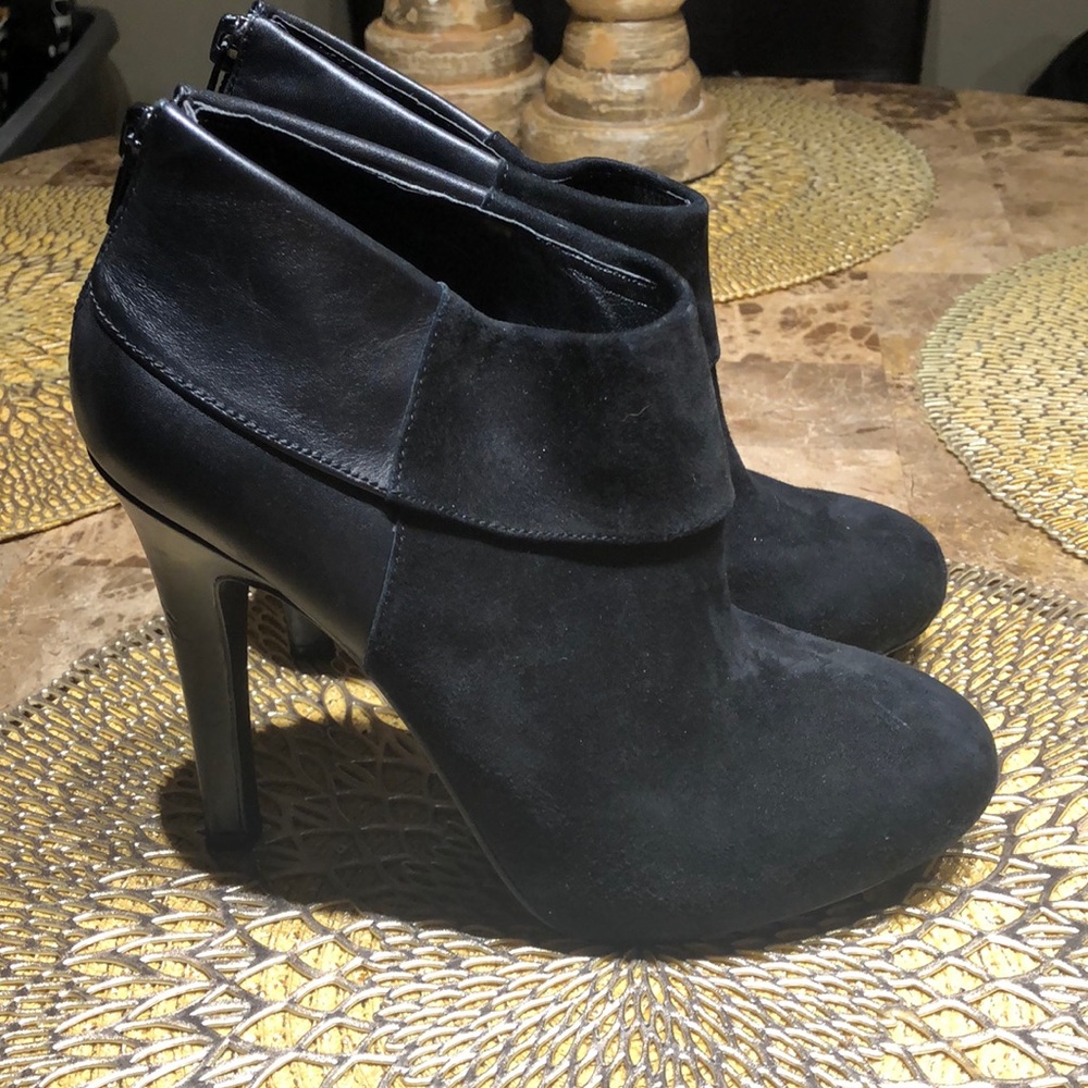 Jessica Simpson ankle boots black suede leather 7b